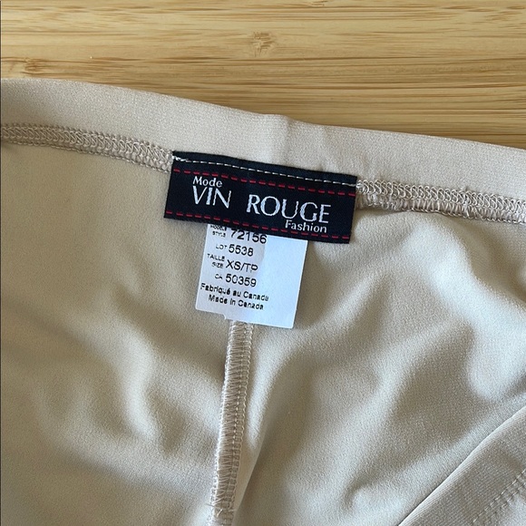 Elegant Cream mini skort - Picture 5 of 8